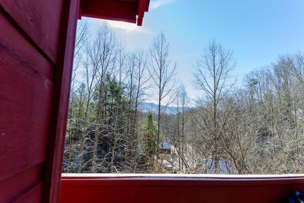 Vila Cozy Cabin W/Hot Tub & Wifi In Gatlinburg Exteriér fotografie